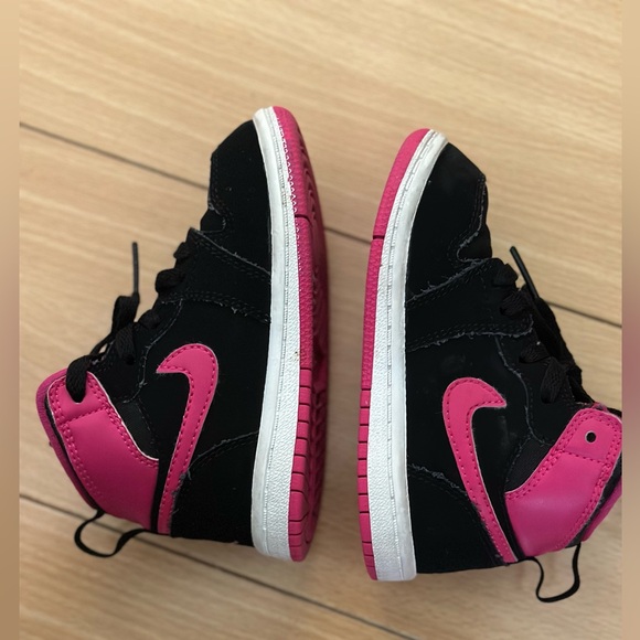 Nike Air Jordan Retro high vivid pink - Picture 8 of 8